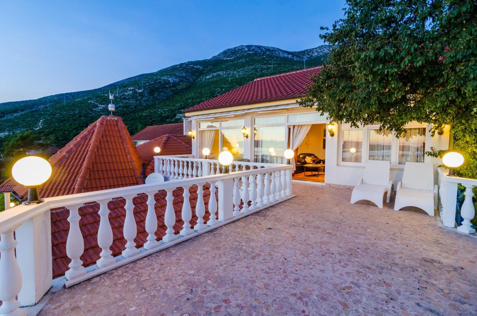 Hotel Pansion Villa Antonio Orebić Екстериор снимка
